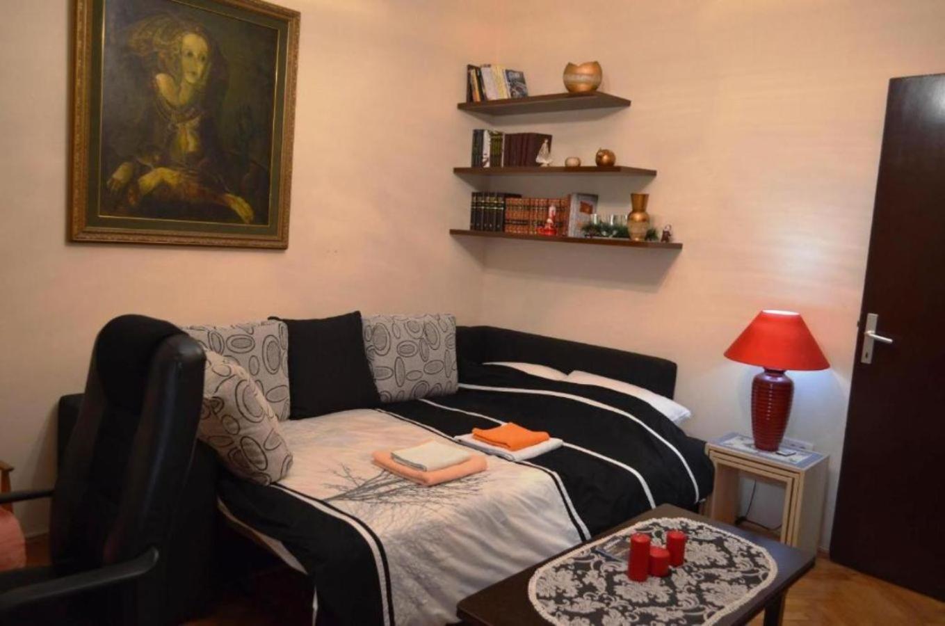 Apartment Heart Of พอดโกริกา ภายนอก รูปภาพ