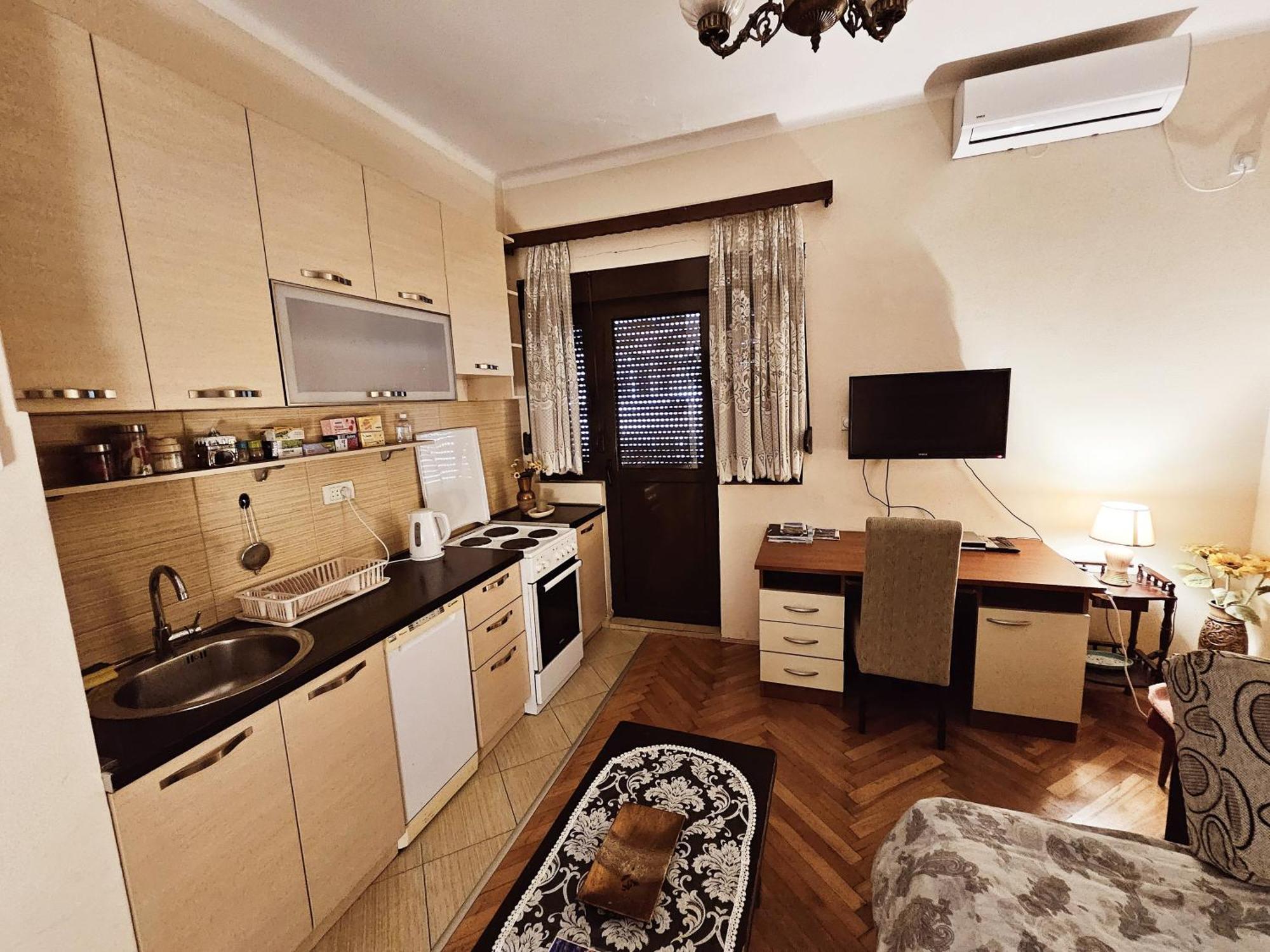 Apartment Heart Of พอดโกริกา ภายนอก รูปภาพ